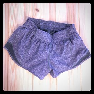Lululemon Hotty Hot Short 2.5” Size 6